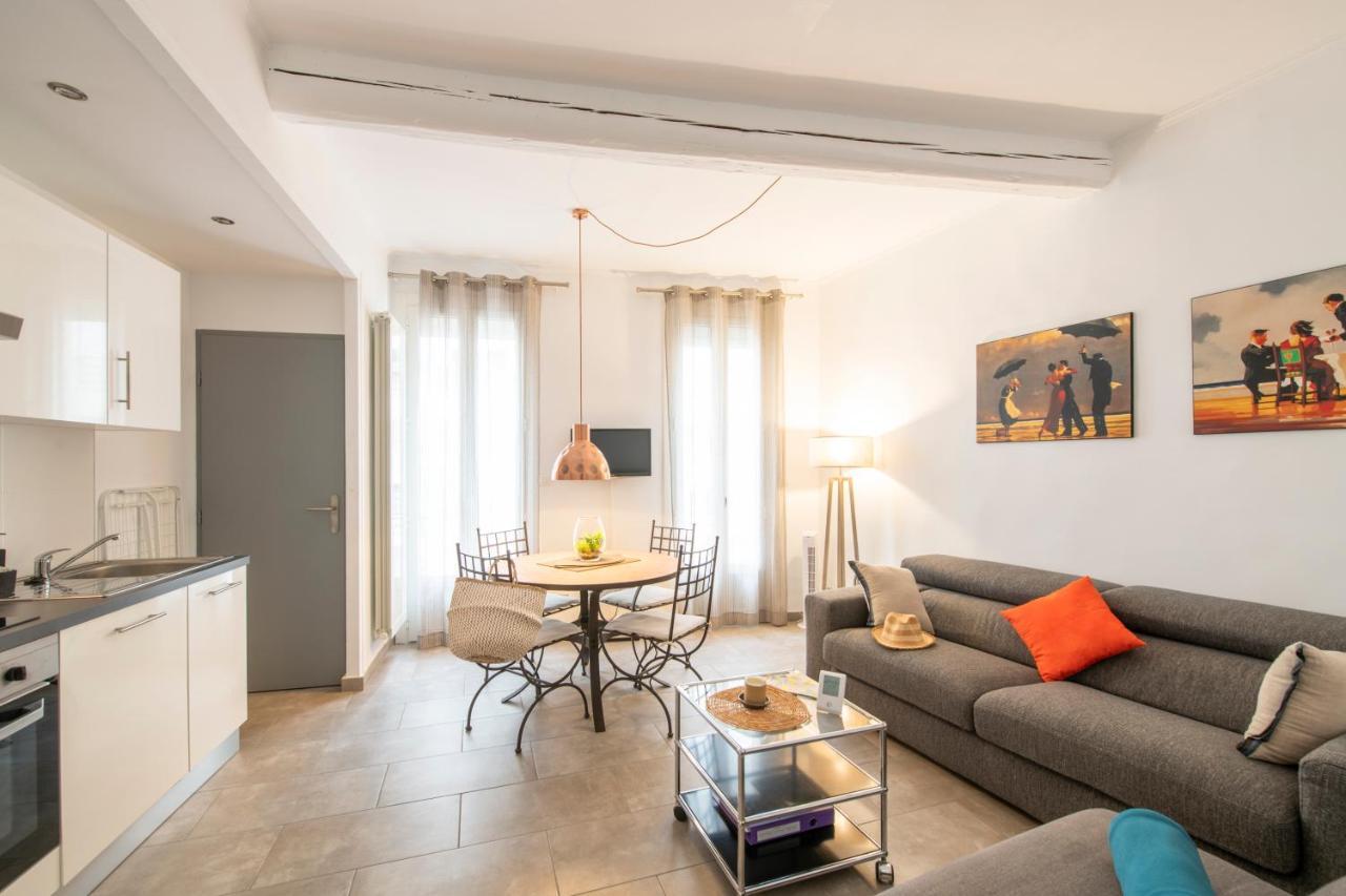 Suite Oisivete Avec Terrasse Vue Sur Patio Et Clim Montpellier Dış mekan fotoğraf